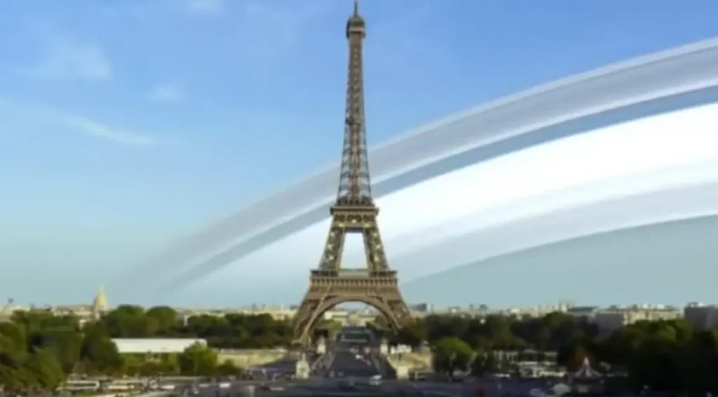 Earth with rings like Saturn: Paris and the Eiffel Tower