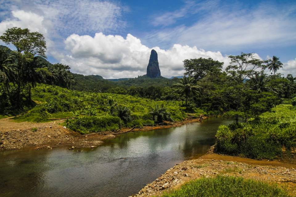 Lesser Known Natural Wonders: Pico Cão Grande monolith
