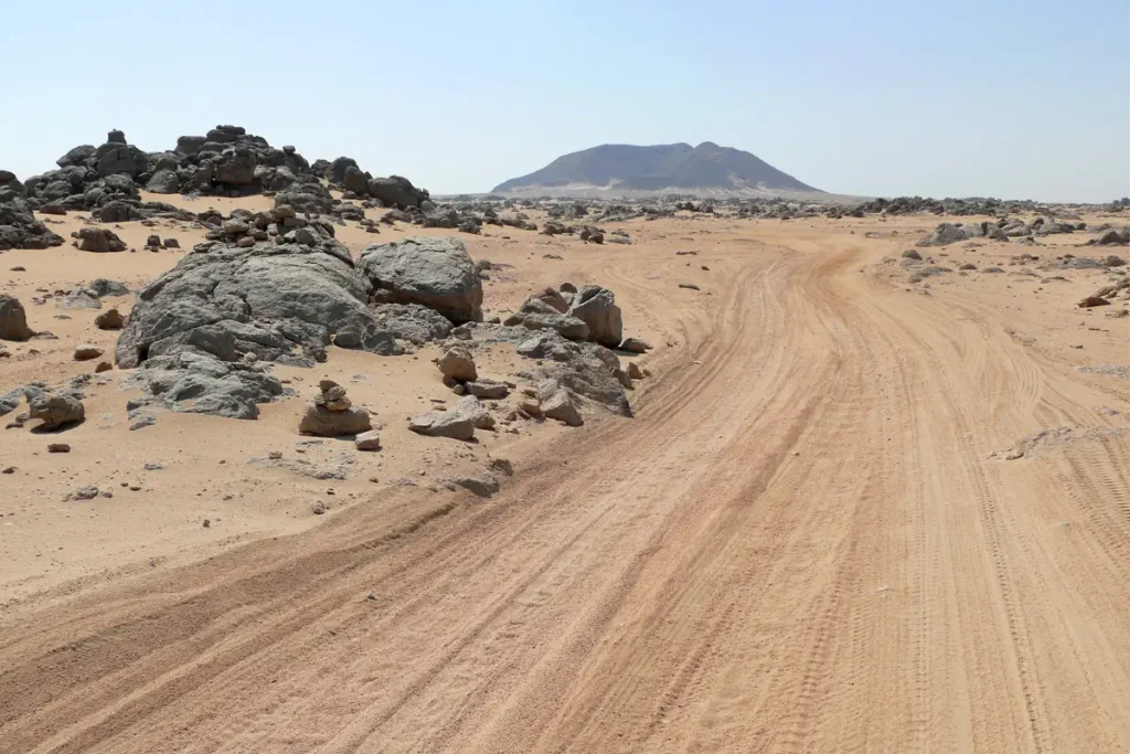 Driest places in the world: The road between Wādī Ḥalfā and Khartoum