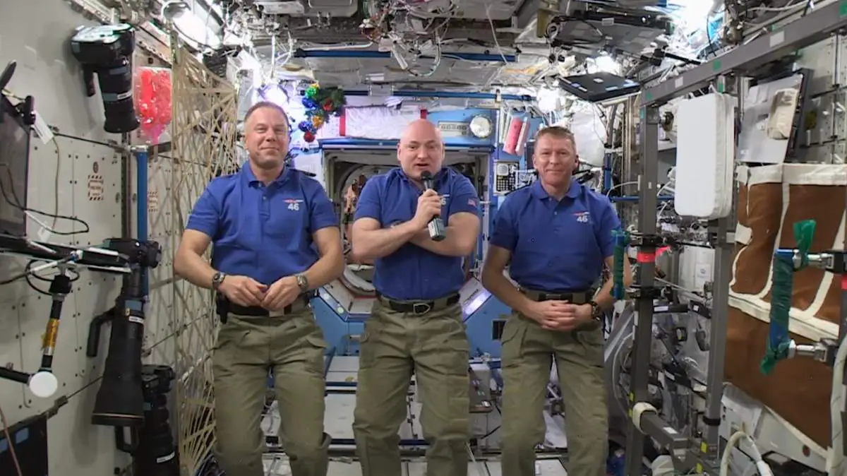 Earth from space for the first time - Happy New Year Message from ISS, commander: Scott Kelly
