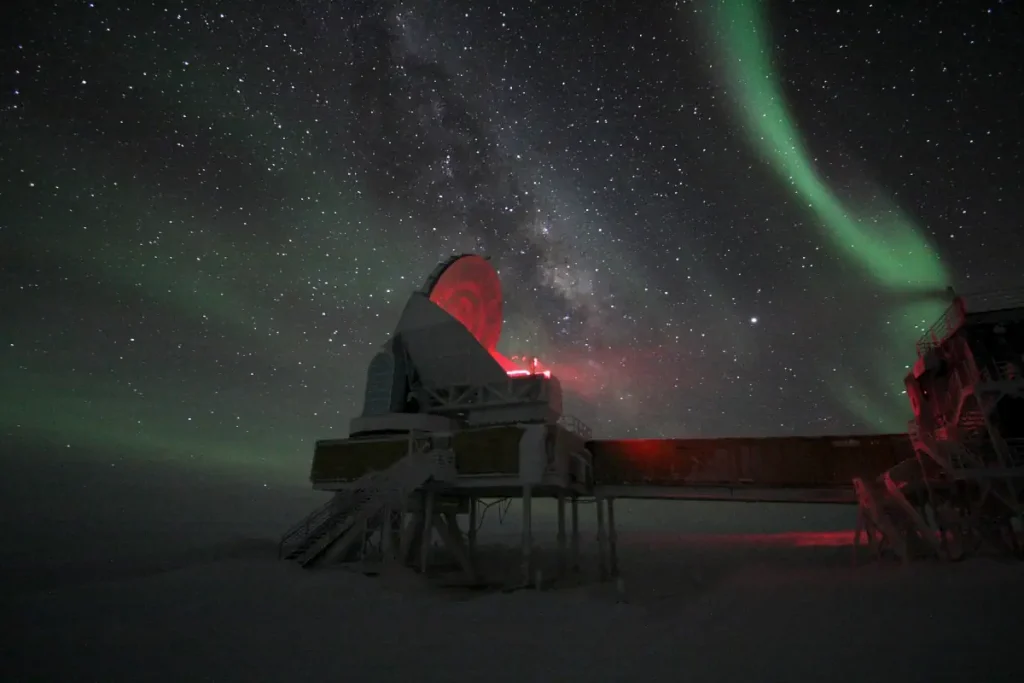 Aurora Australis (southern lights) over South Pole Telescope, Antarctica