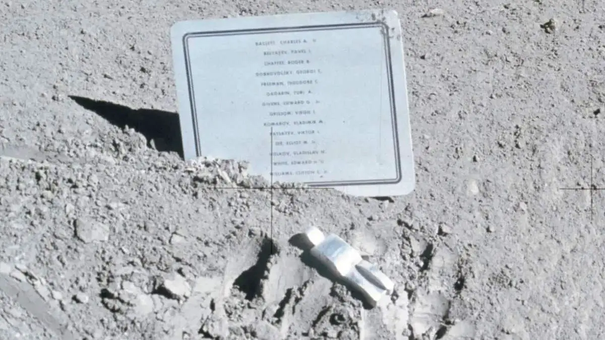 Memorial to Fallen Astronauts on the Moon