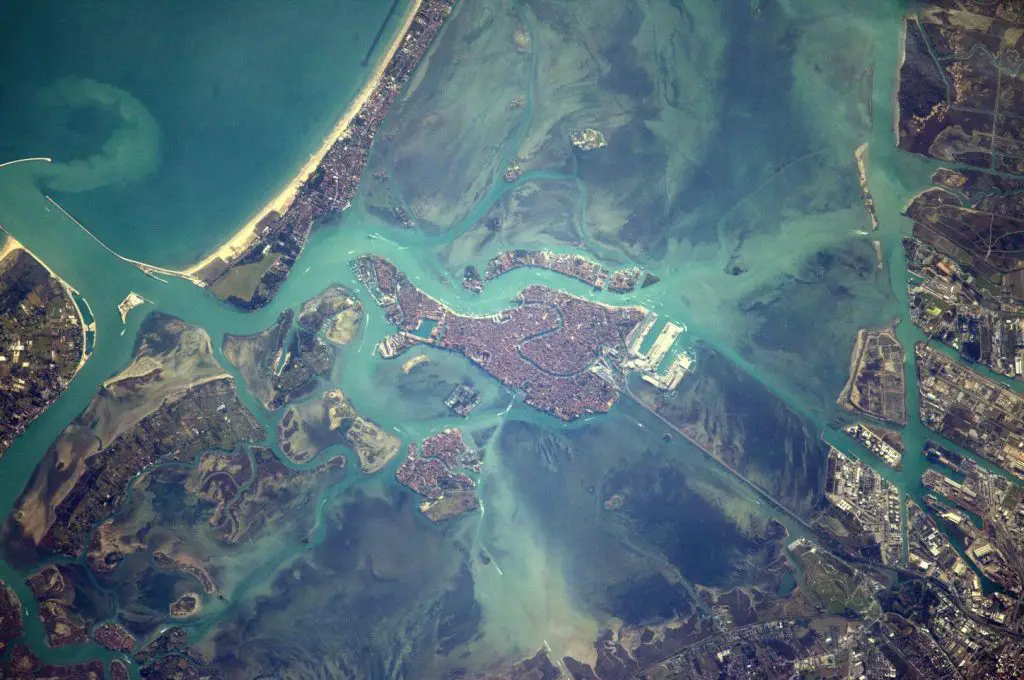 Space Station Flight Over Venice. February 14, 2017