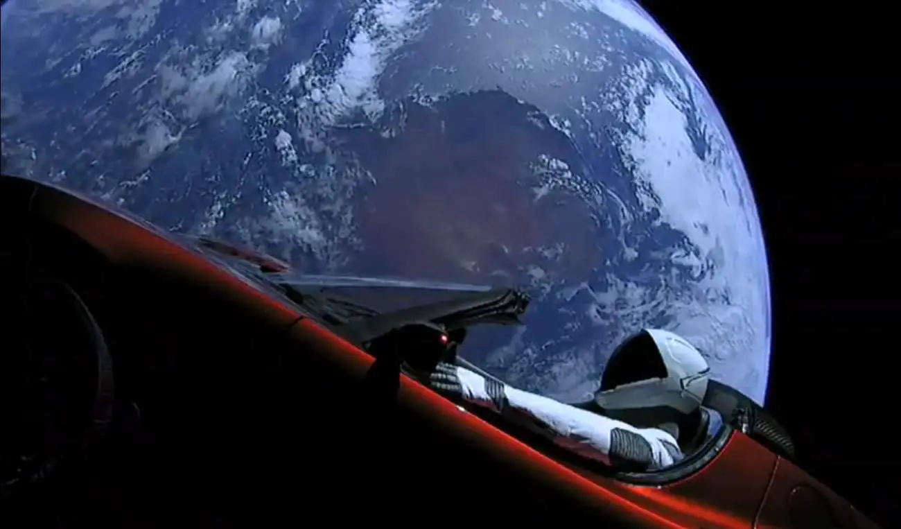 Falcon Heavy Test Flight: Starman and Earth 3.