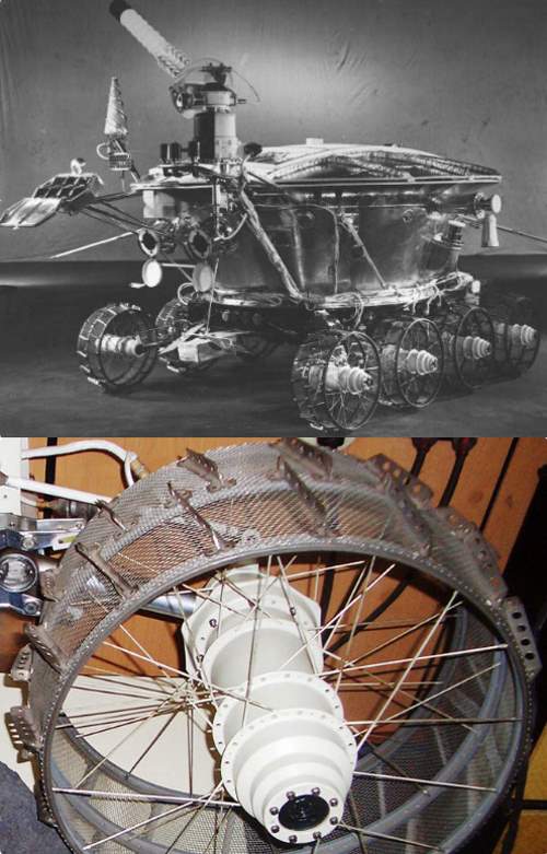 Driving Distances on Mars and the Moon: Lunokhod 1