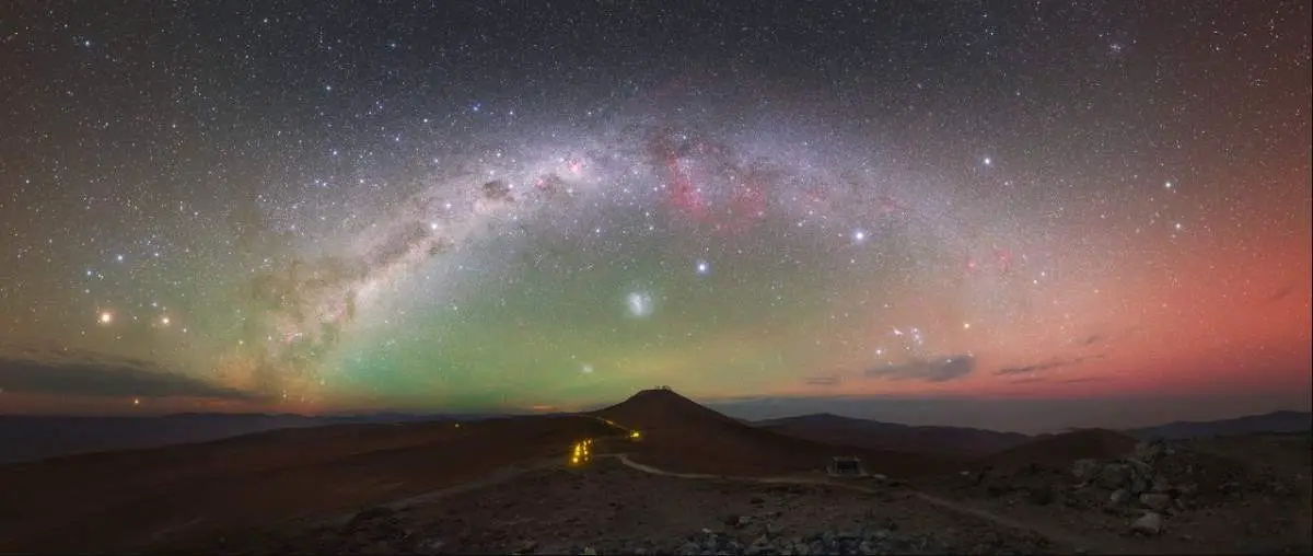 Airglow over Paranal Observatory, Chile