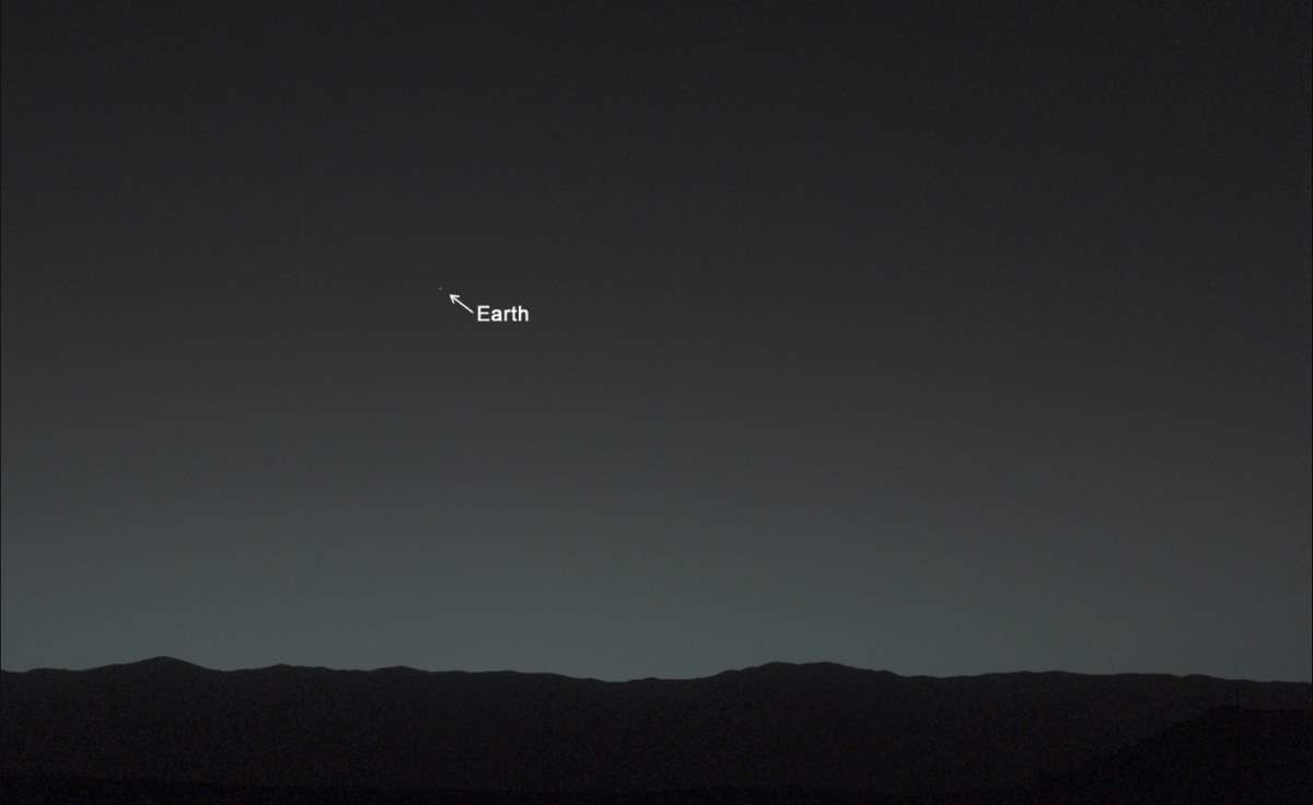 PIA17936: Earth from Mars by the Curiosity Rover (January 31, 2014), Annotated version 1