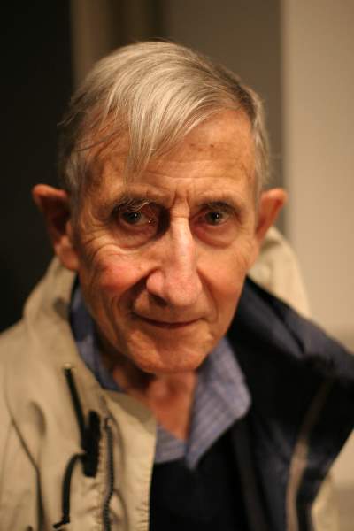 Freeman Dyson - Dyson Sphere first conceptualized by him.