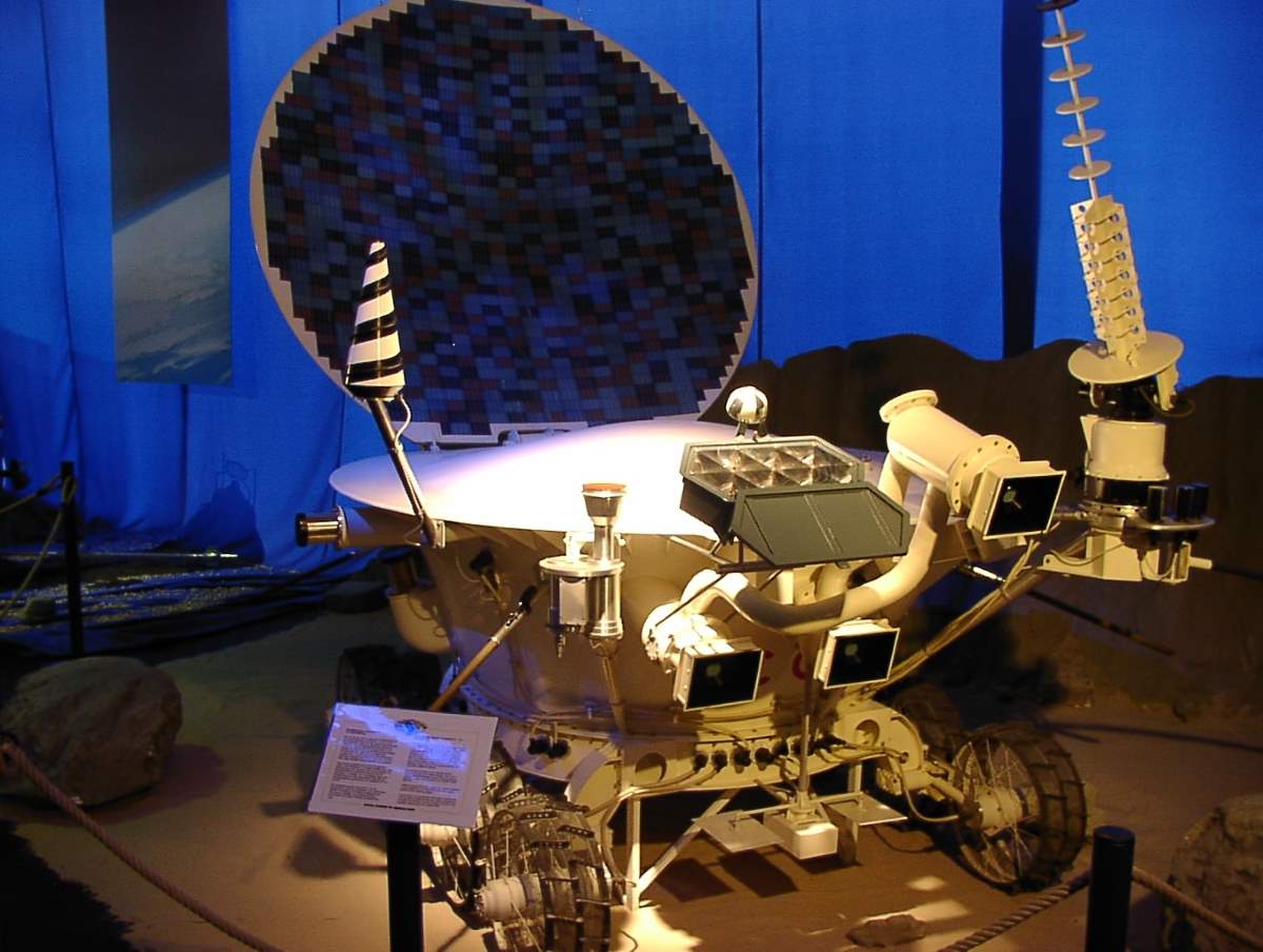 Lunokhod 2 model