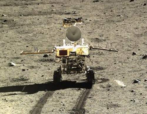 Driving Distances on Mars and the Moon: Yutu Moon rover