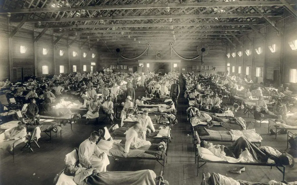 A History of Pandemics: a hospital during the Spanish Flu