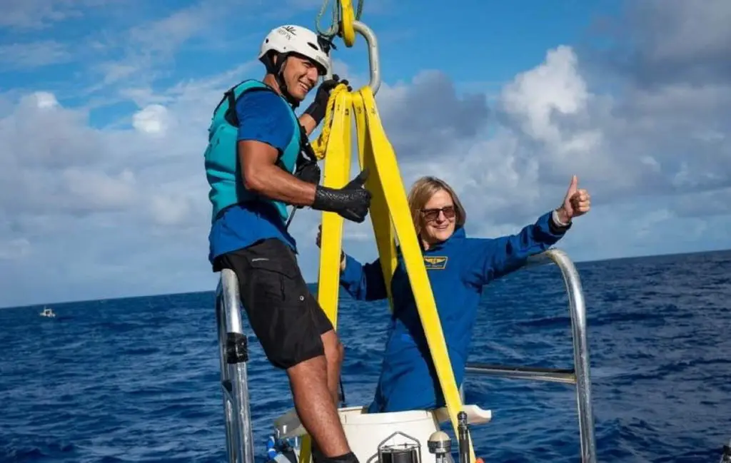 Dr. Kathryn Sullivan becomes the first woman to reach the Challenger Deep