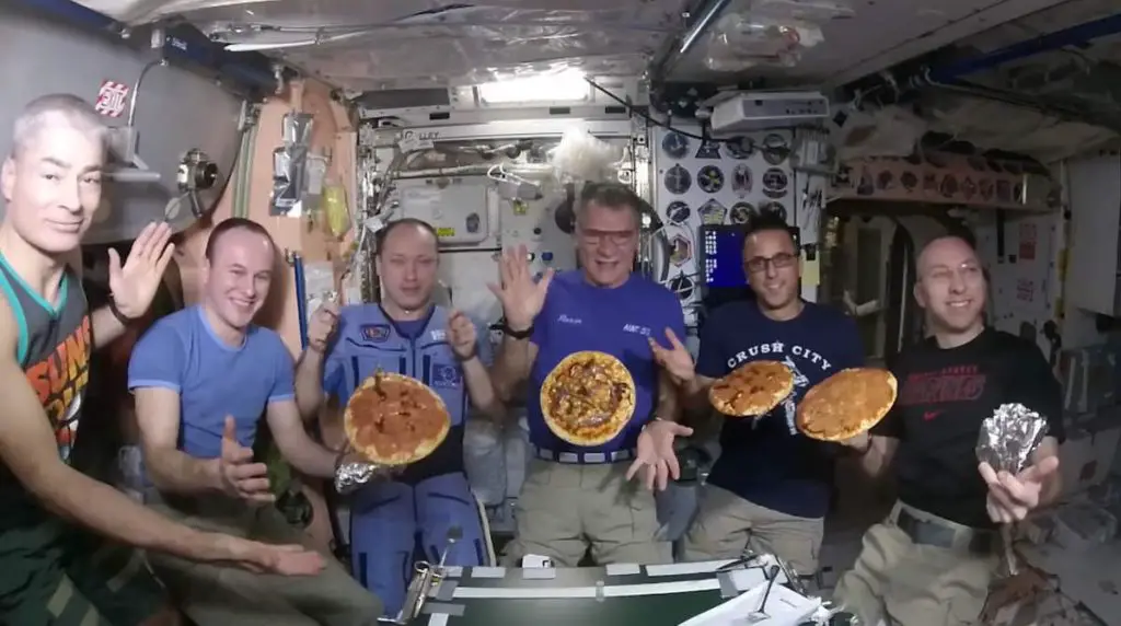 What do astronauts eat?