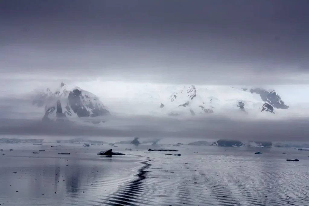 Antarctica atmospheric phenomenon