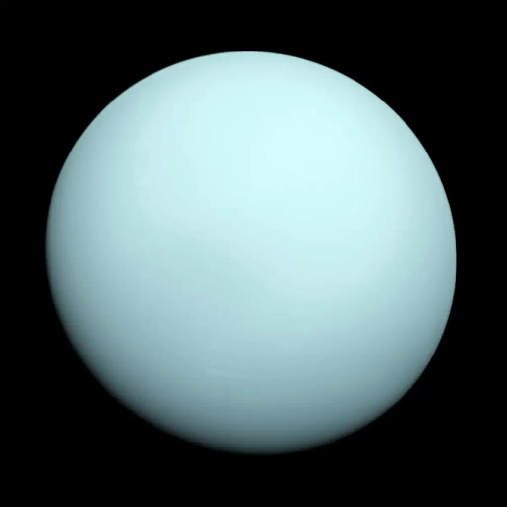 Uranus flyby: Uranus by Voyager 2