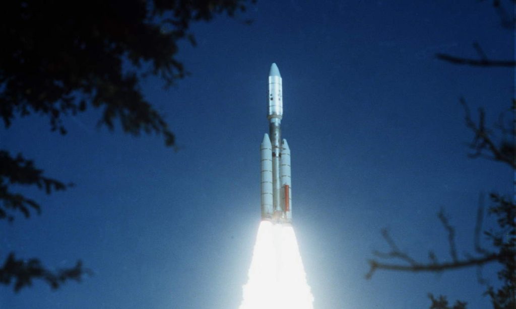 Voyager 2 launch