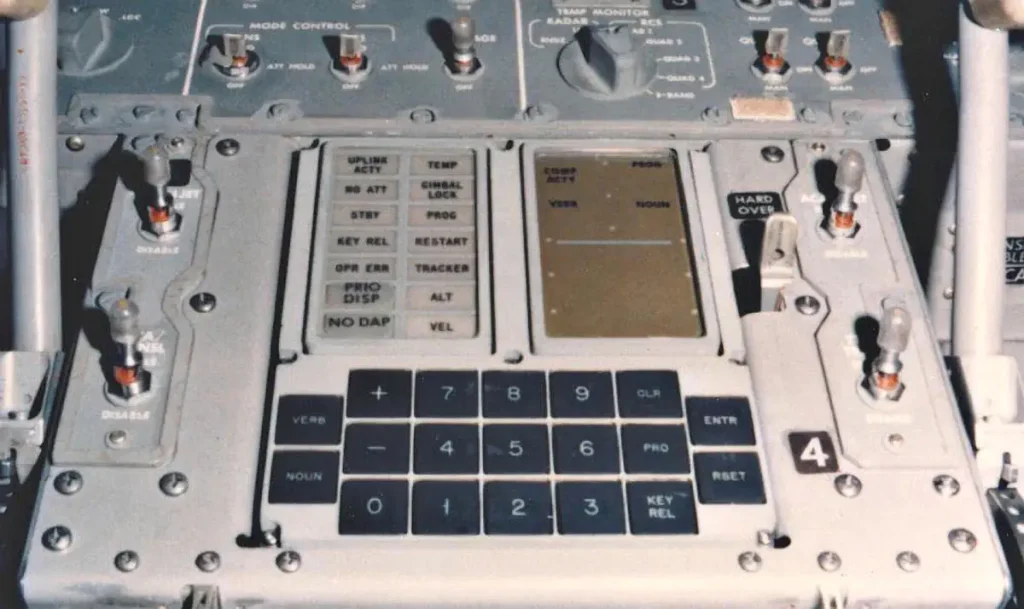 Apollo lunar module DSKY keypad
