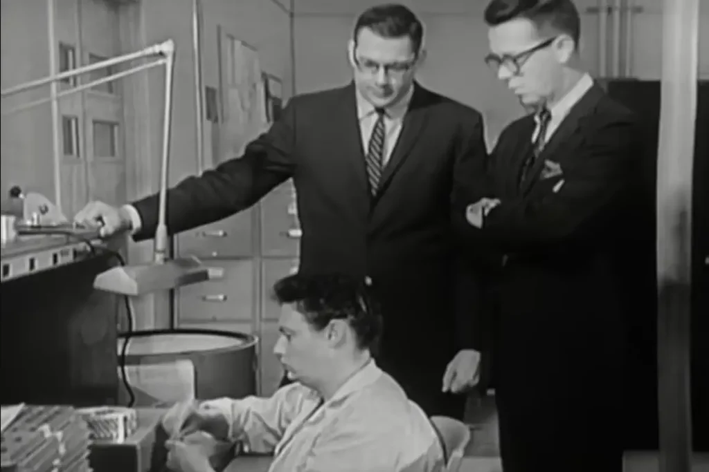 Apollo Guidance Computer: Jack Poundstone (left) with John Fitch